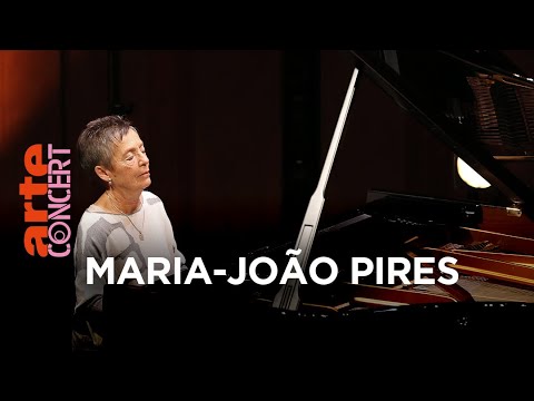 Maria-João Pires plays Mozart - @ARTE Concert