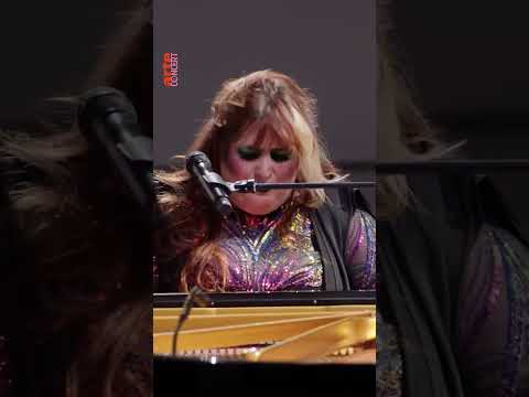 Sarah McCoy's voice is out of this world ! 😍 #shorts #voice #piano