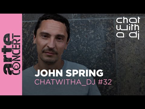 John Spring dans Chat with a DJ - ARTE Concert