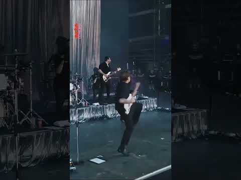 Relive the storm of Frank Carter & The Rattlesnakes on the Hellfest stage! – ARTE Concert
