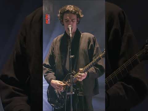 Tamino hypnotizes L’Olympia with his intimate and melancholic album: Amir – ARTE Concert