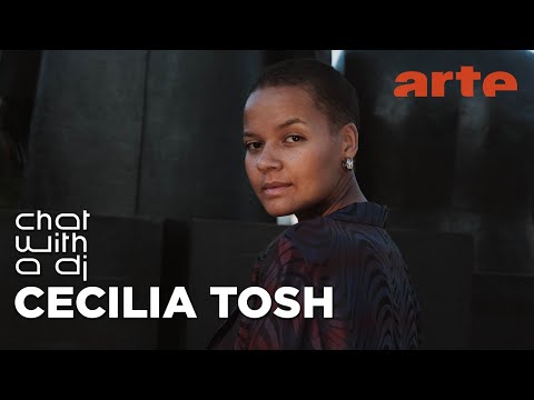 Cecilia Tosh dans Chat with a DJ - ARTE Concert