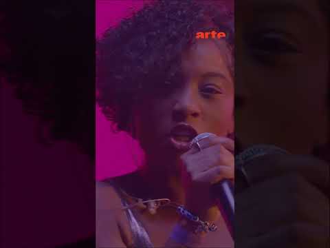 Faites place à la reine du shatta pour ARTE Dans le Club : Maureen #rap #shatta #live – ARTE Concert