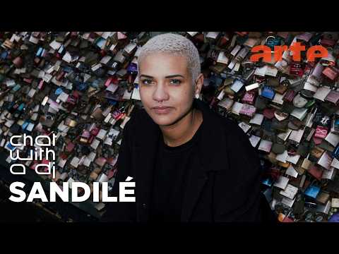 Sandilé dans Chat with a DJ - ARTE Concert
